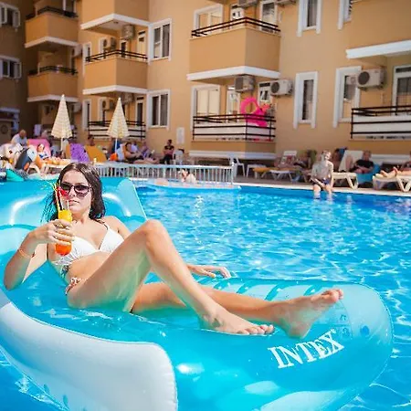 Kleopatra Alis Hotel